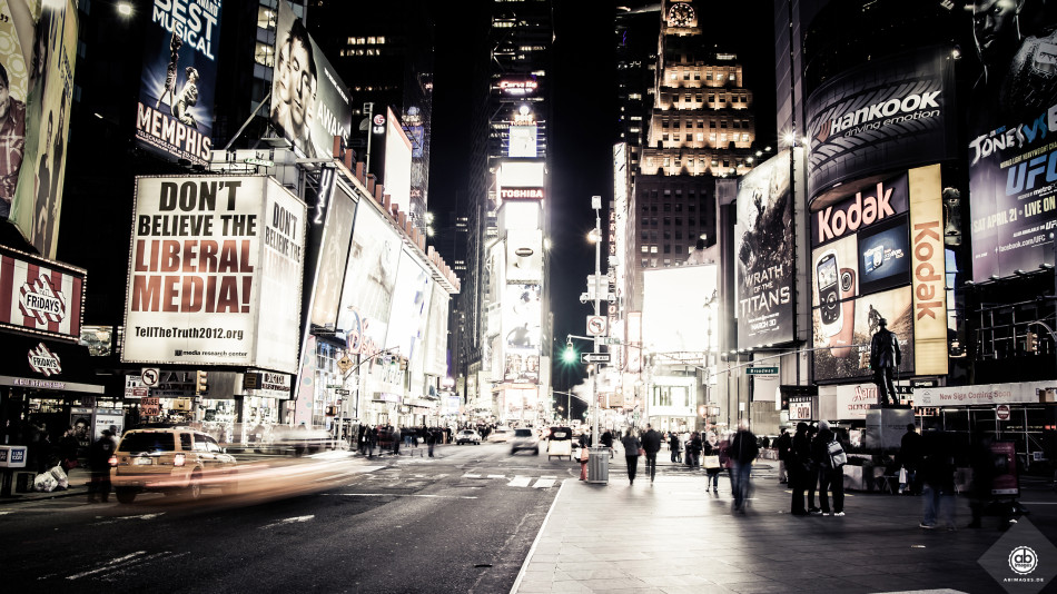 AB.IMAGES - WALLPAPER NEW YORK TIMESSQUARE